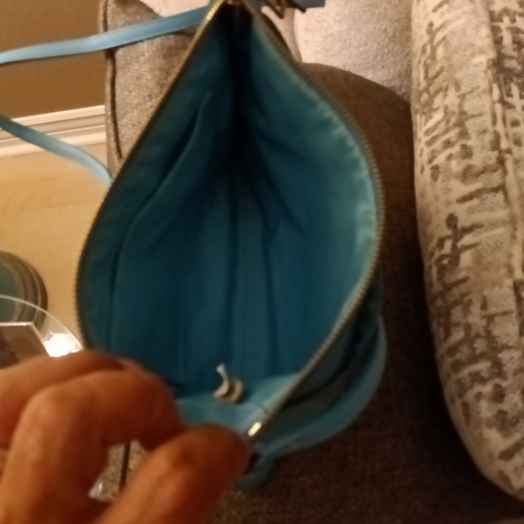 Coach - Picture 15 of 16